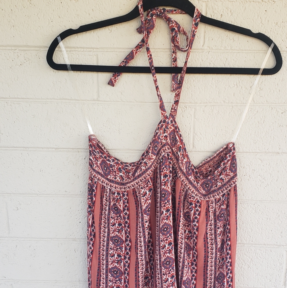 Halter Tank